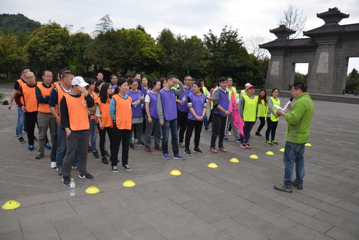 2017年瑞方踏春拓展訓(xùn)練活動——“凝聚你我，風(fēng)雨同舟” 第1張