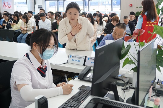 瑞方人力助力武侯區(qū)人力資源市場(chǎng)2024年上半年就業(yè)服務(wù)工作再創(chuàng)新高! 第2張 瑞方人力助力武侯區(qū)人力資源市場(chǎng)2024年上半年就業(yè)服務(wù)工作再創(chuàng)新高! 第2張